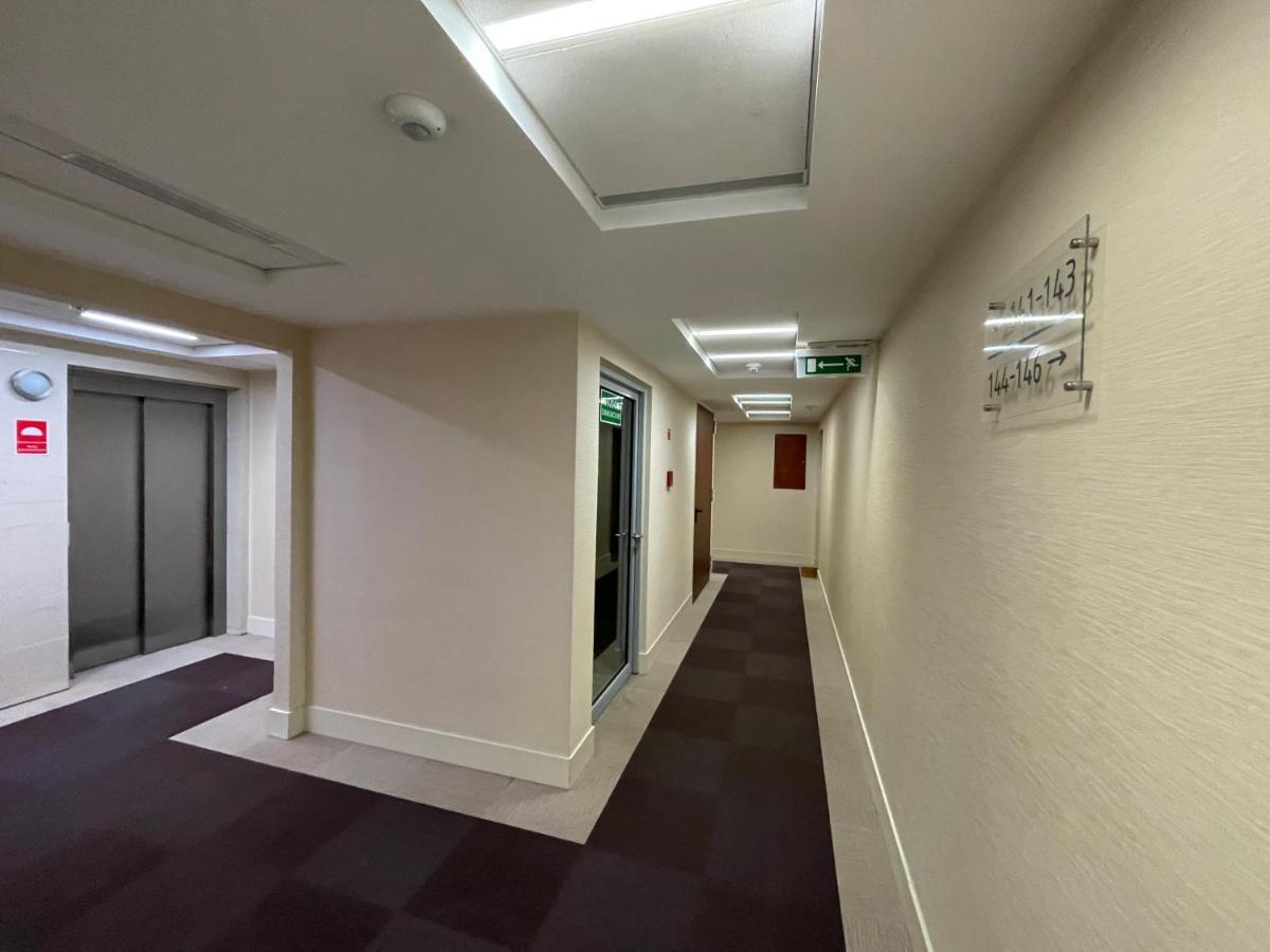 Triton Park Apartaments Varsovia Exterior foto